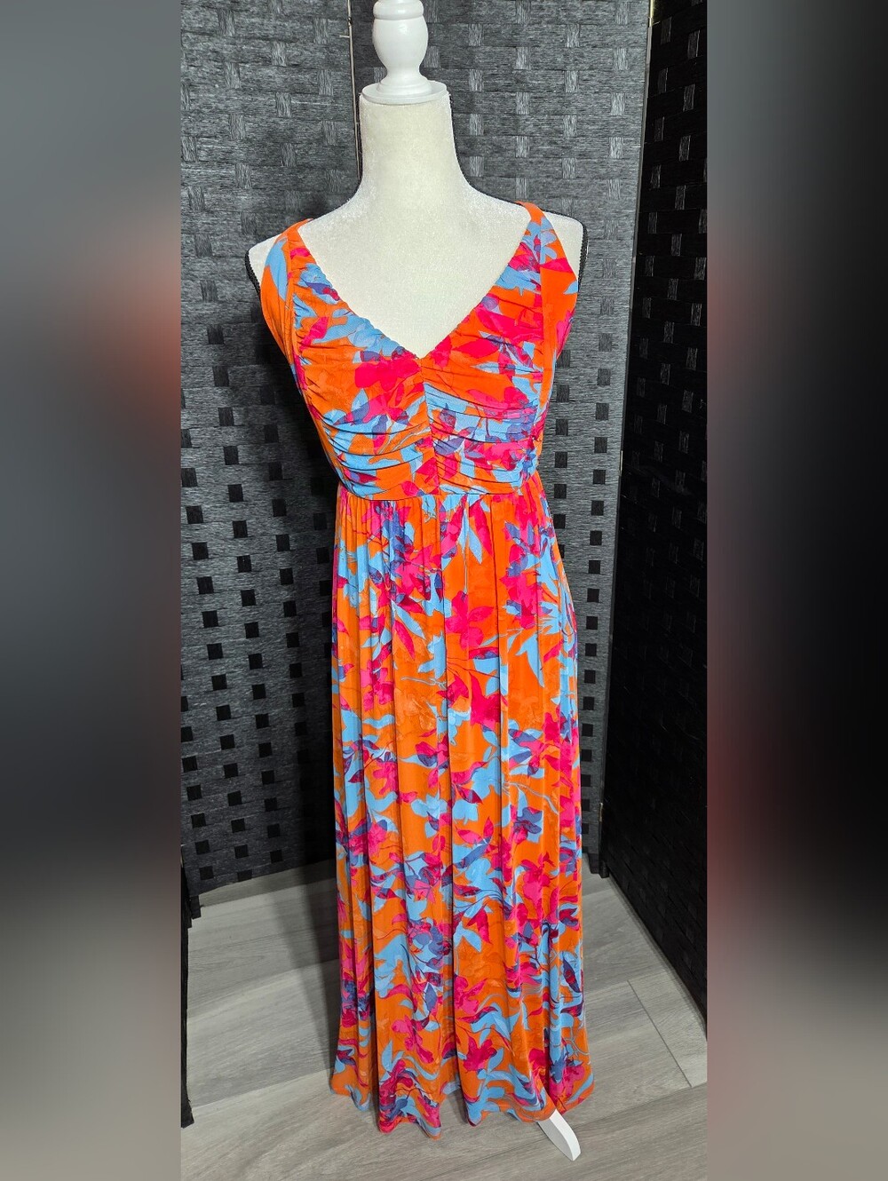 NWOT  Stunning Vibrant Orange & pink Floral Maxi Dress - Sleeveless V-Neck